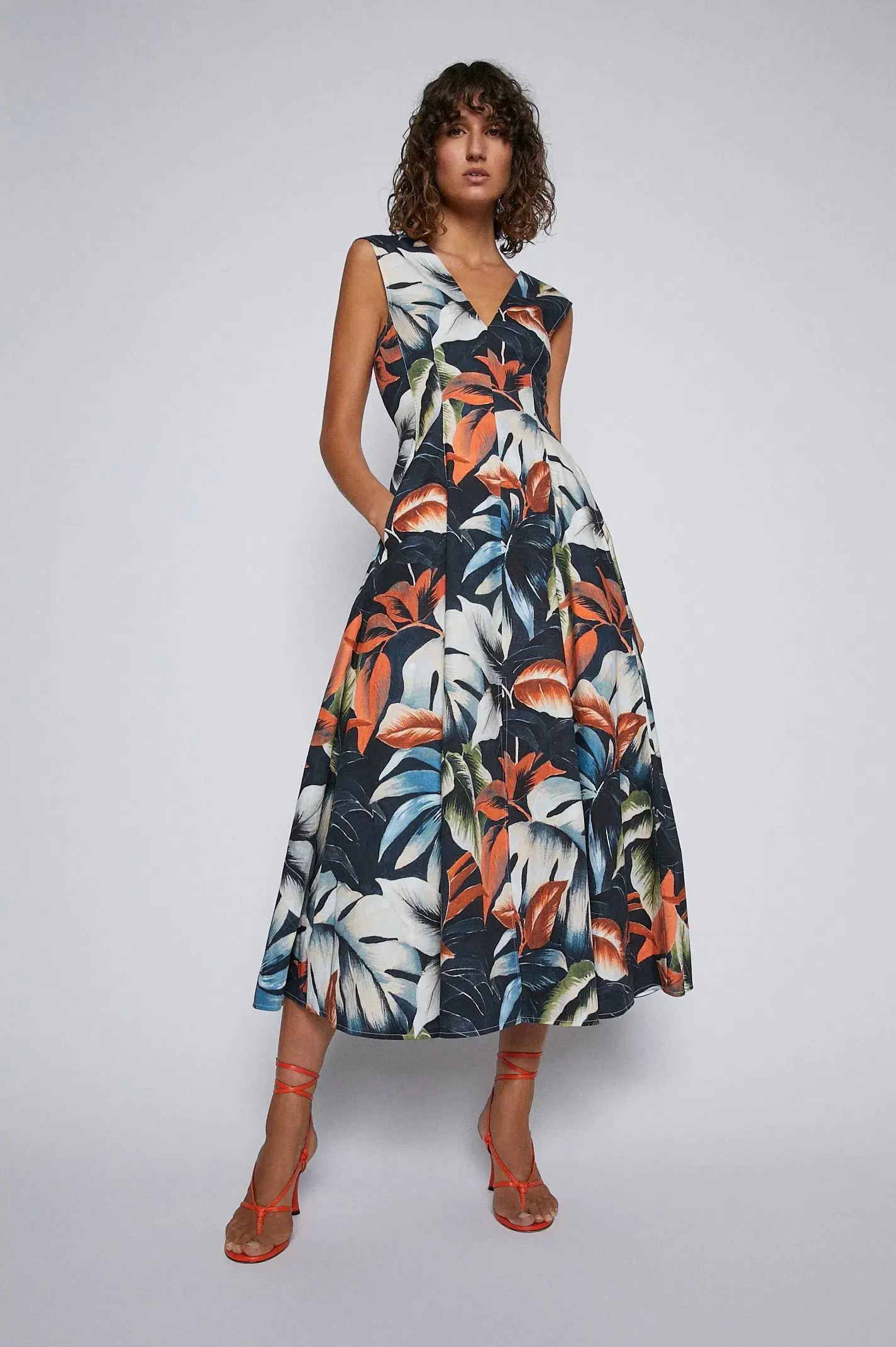 Scanlan Theodore Tropical Print Midi Dress Sienna Size 10 - Image 1