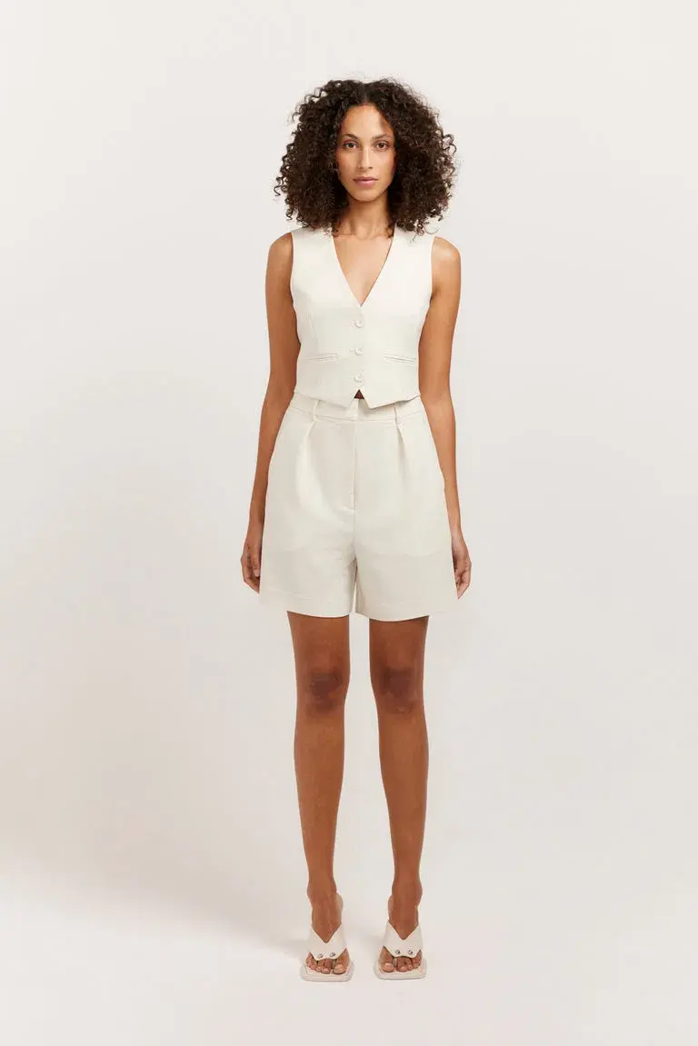 Henne Ari Shorts and Vest Set in Chalk Size 6 - Image 1