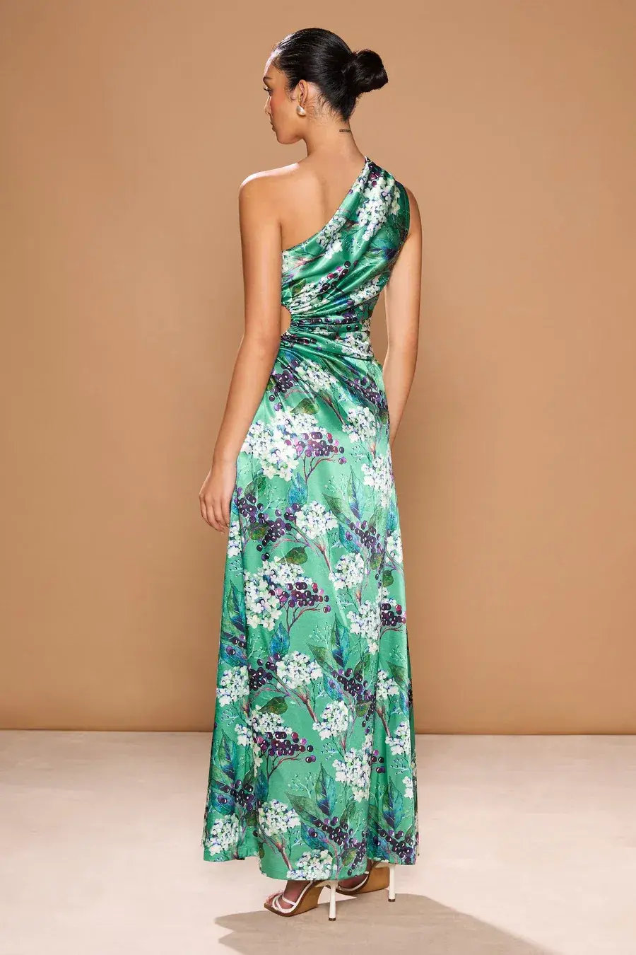 Sonya Moda Nour Maxi Dress Fiori Di Sambuco Size 8 for rent on The Volte - main image