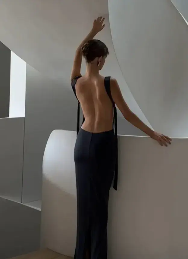 Effie Kats Helena Gown Black Size S / AU 8 for rent on The Volte - main image