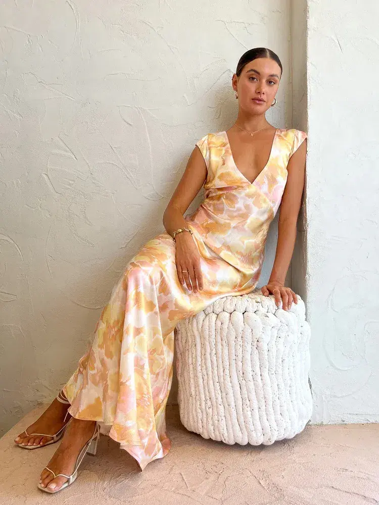 Bec & Bridge Indi V Maxi Dress Floral Haze Size AU 8 - Image 4