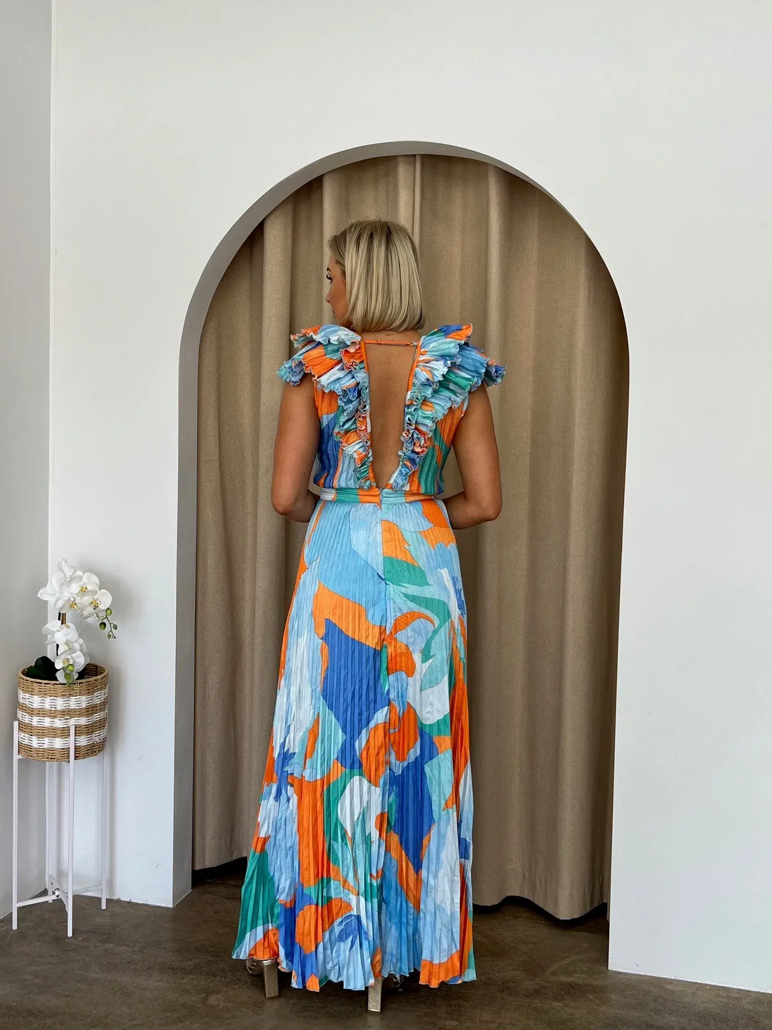 L'Idee Tuileries Split Gown Capri Orange Size 10 - Image 4