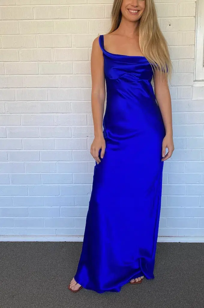 Natalie Rolt Monika Gown Electric Blue Size 8  - Image 2