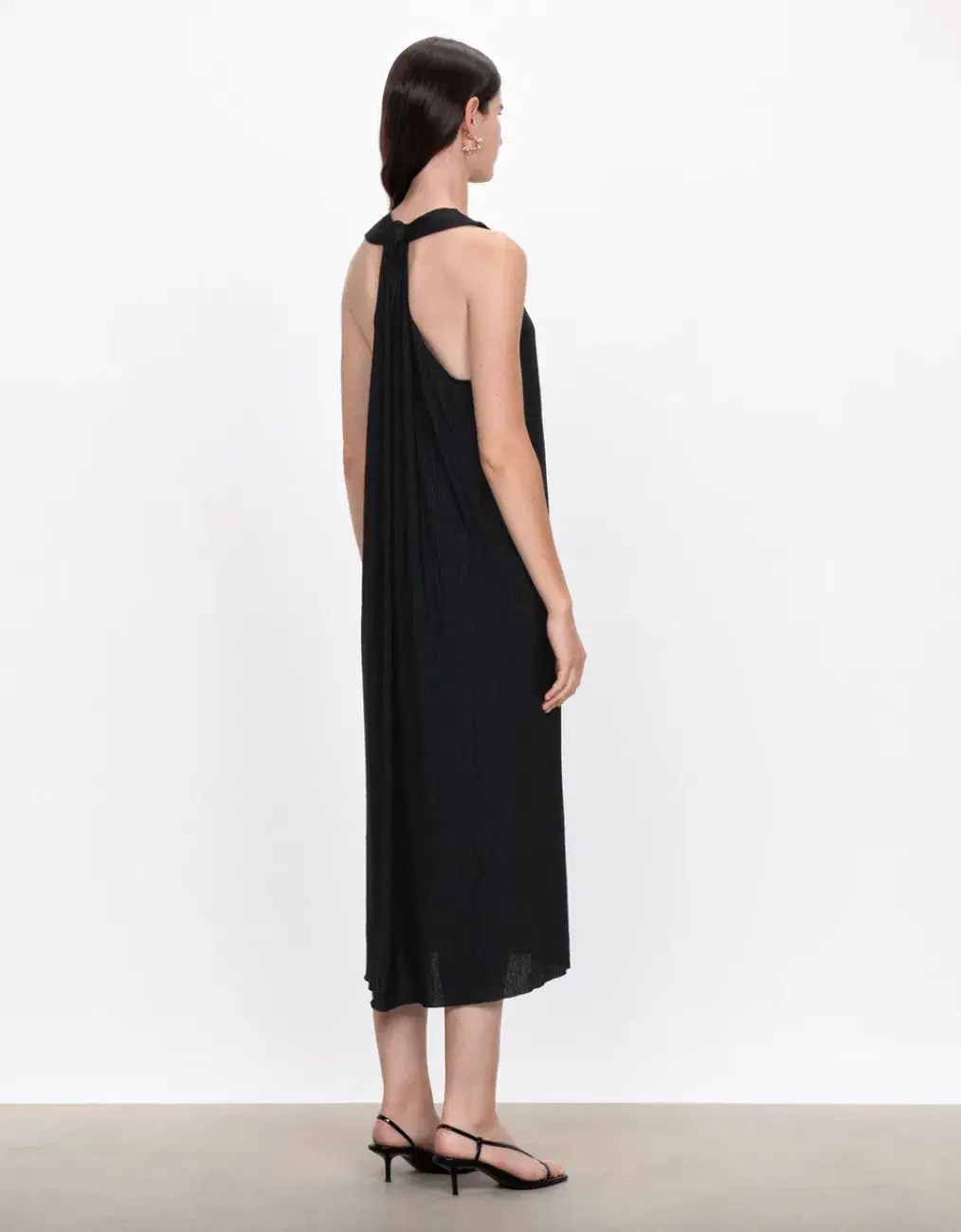 Veronika Maine Textured Plisse Midi Dress Black Size 6 for rent on The Volte - main image
