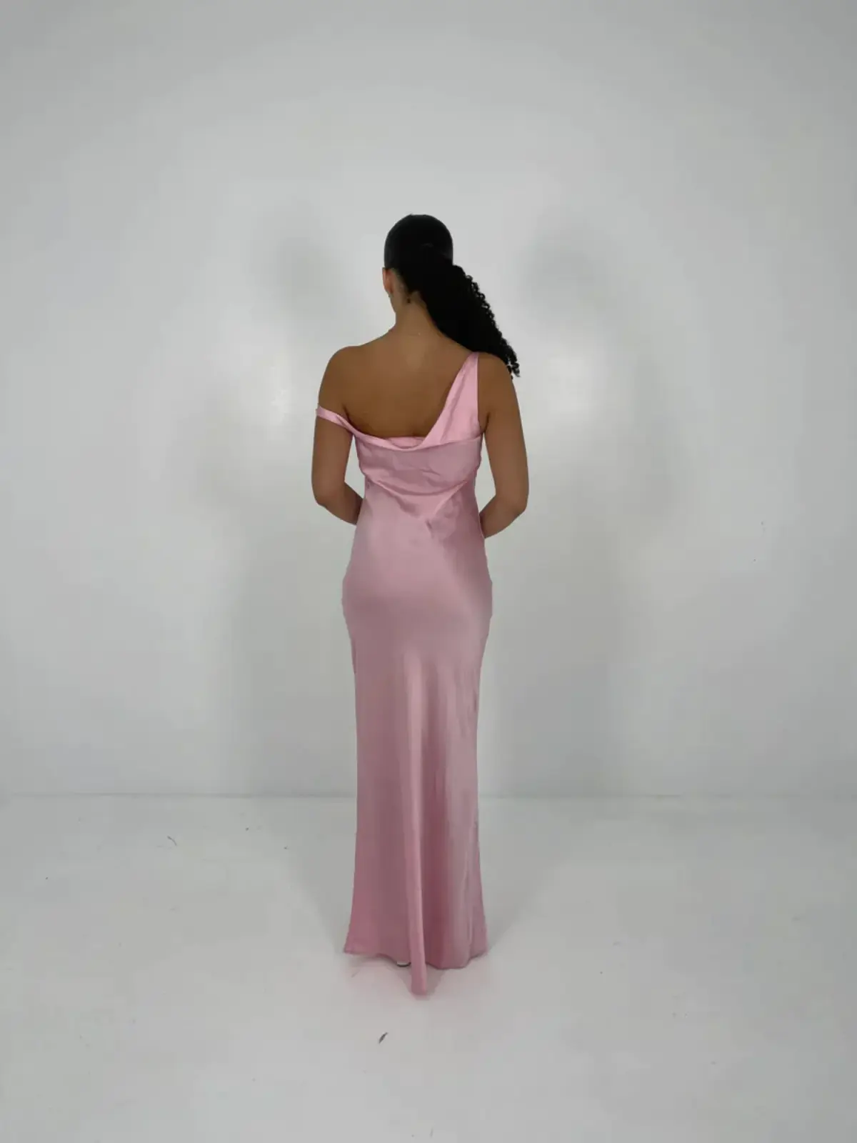 Natalie Rolt Monika Gown in Blossom Pink Size S / AU 8 - Image 4