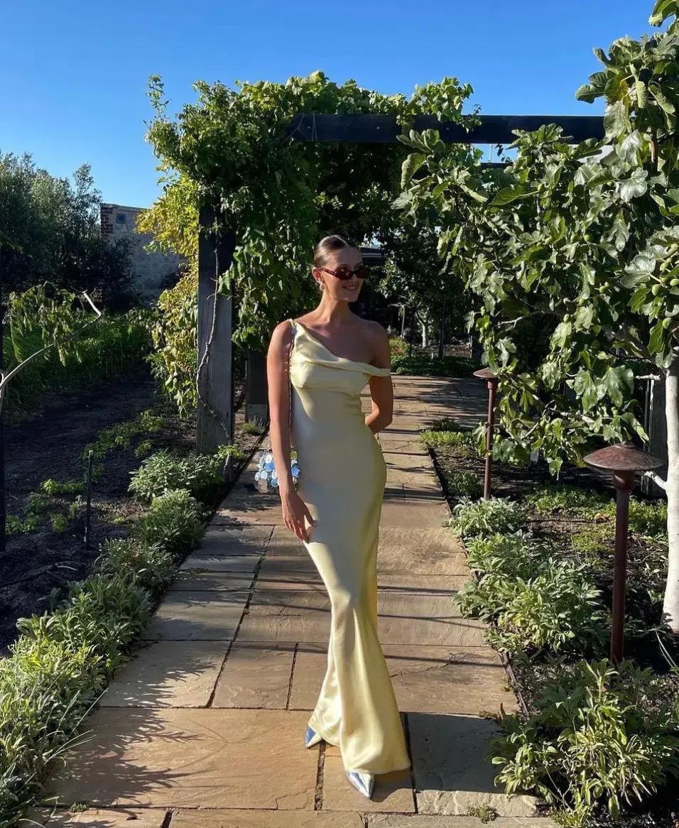 Natalie Rolt Monika Gown in Lemon Size 1 / AU 8 - Image 1