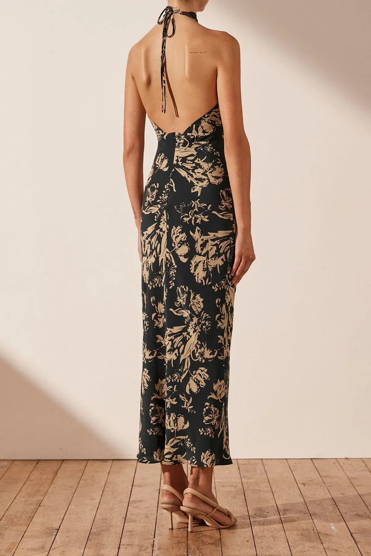 Shona Joy Dawn Silk Cross Front Halter Midi Dress Print Size S/Au 8  - Image 4