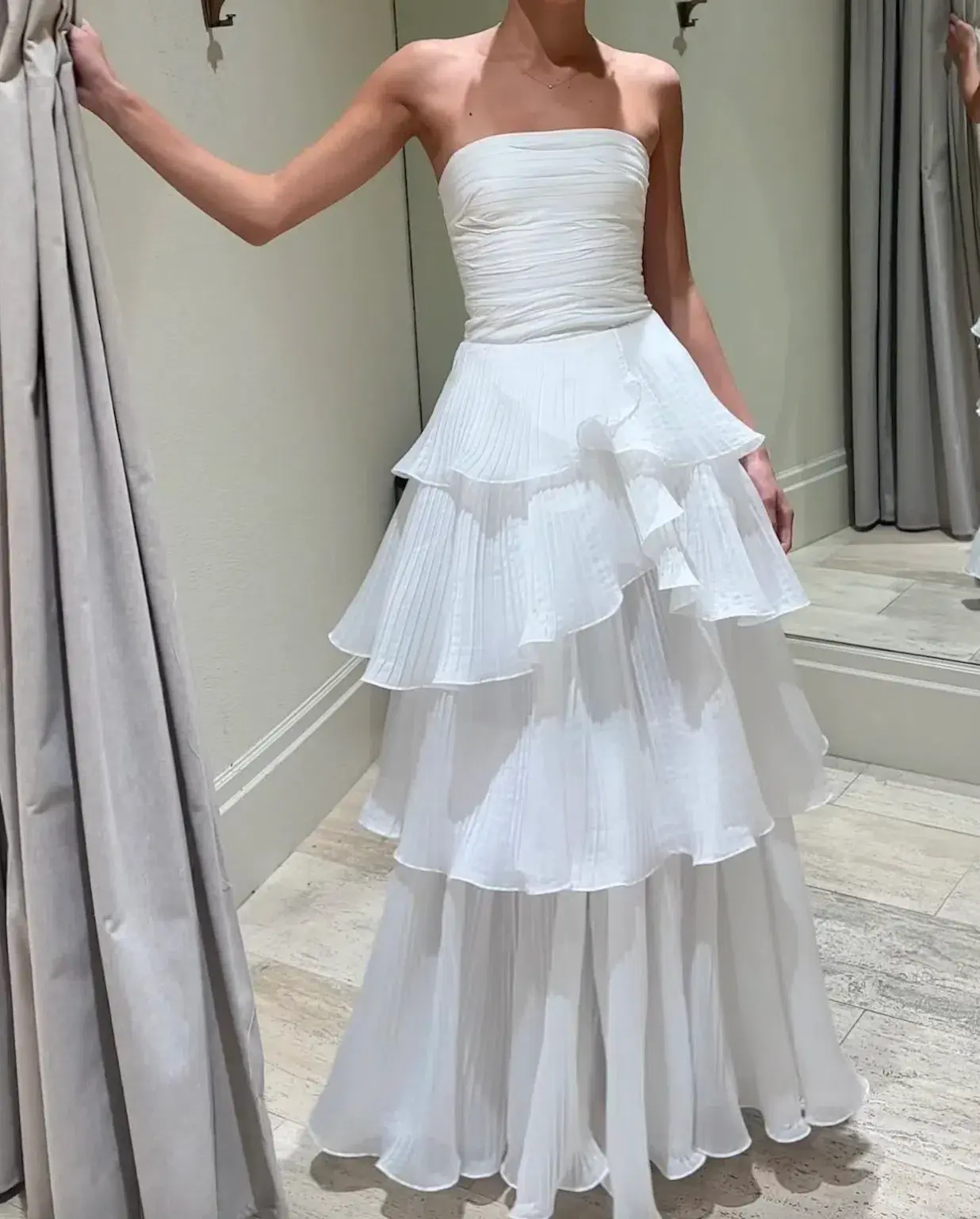 Aje Sunbeam Ruched Bustier and Cosmos Tiered Maxi Skirt Set Ivory Size 8 - Image 4