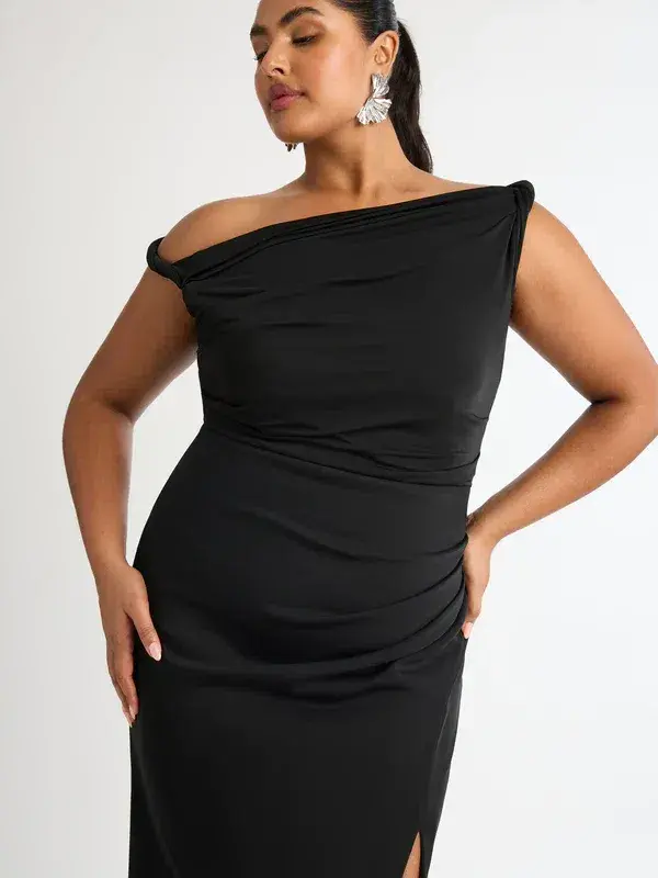 Sheike Stella Gown in Black Size AU 14 - Image 4