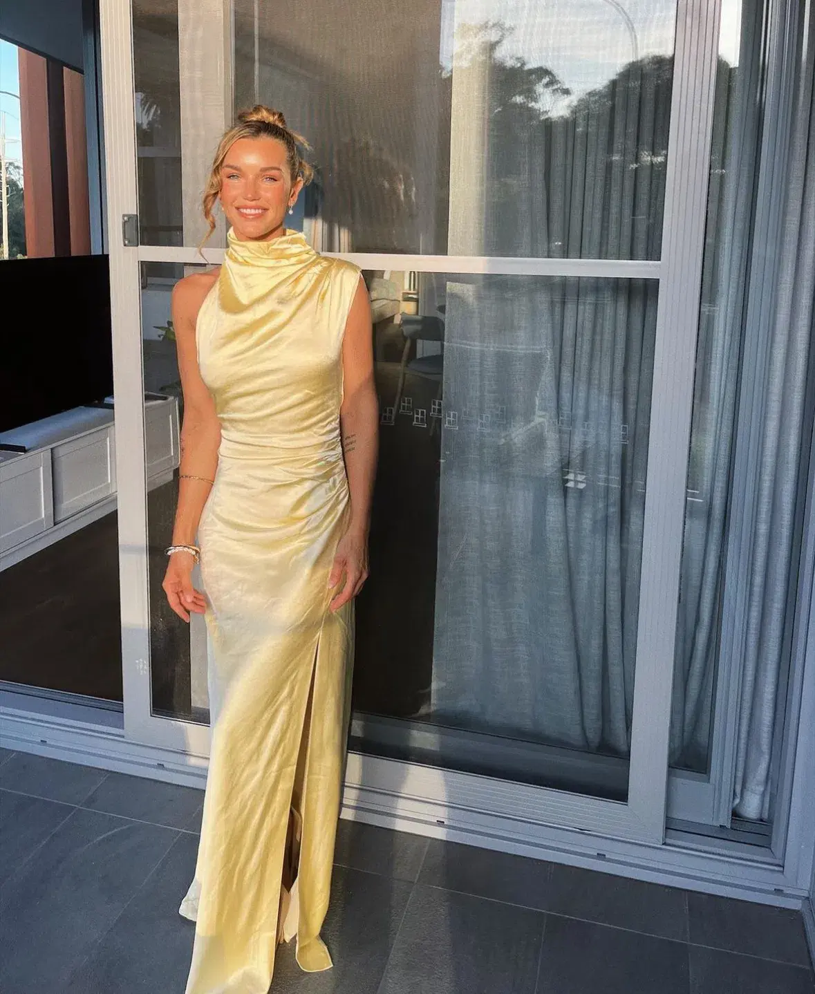 Misha Costantina Satin Gown in Soft Gold Yellow Size 8/S - Image 5