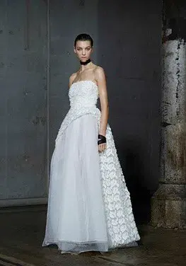 Carla Zampatti Orchid Strapless Flora Lace Wedding Dress White Size 6 - Image 2
