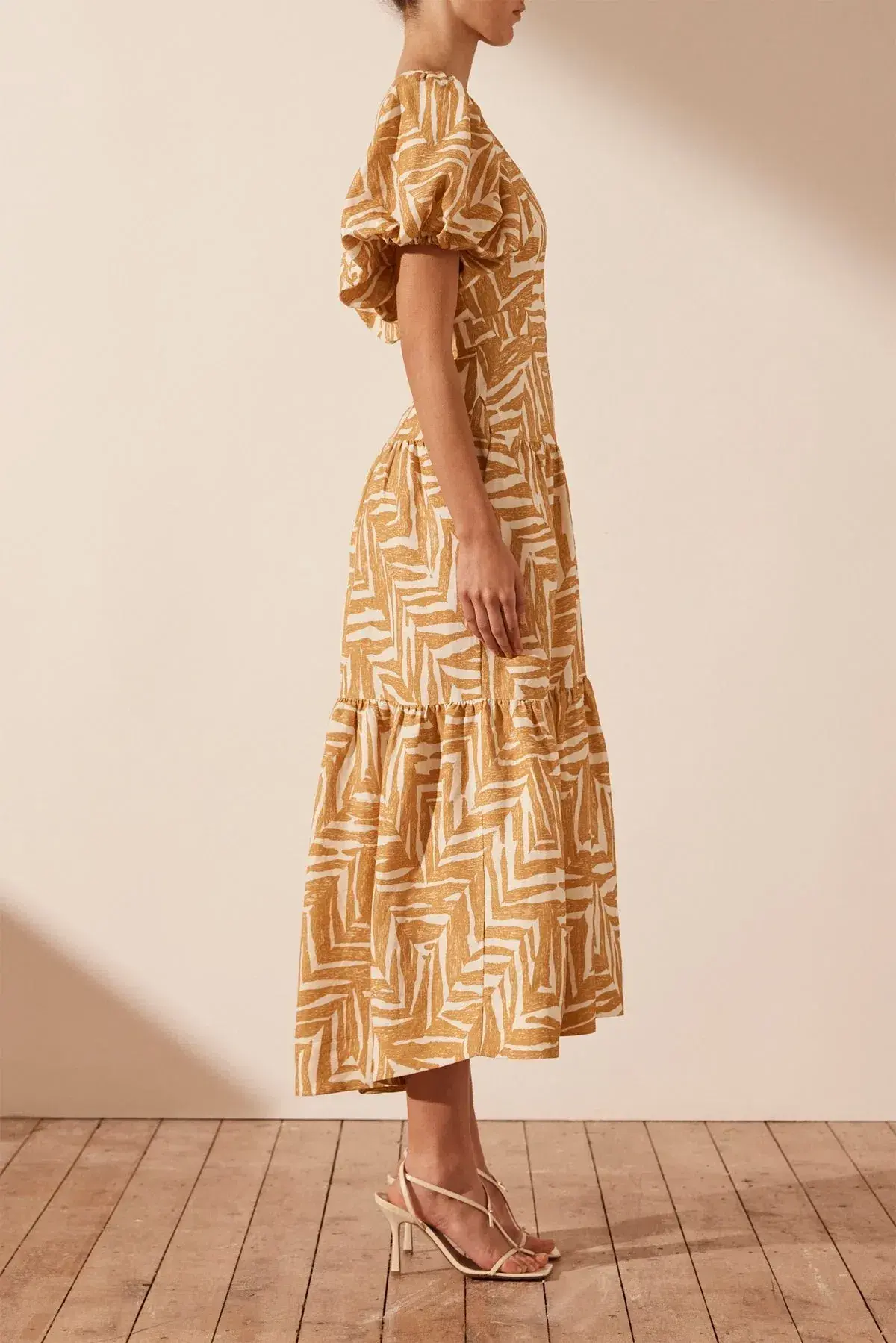 Shona Joy Imani Linen Plunged Short Sleeve Midi Dress Print Size 12 - Image 4