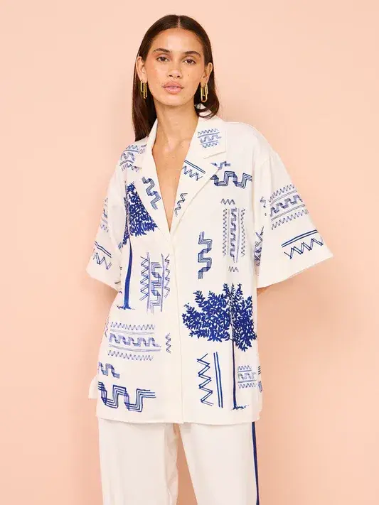 Camilla and Marc Cassia Shirt Print Size 6  - Image 2
