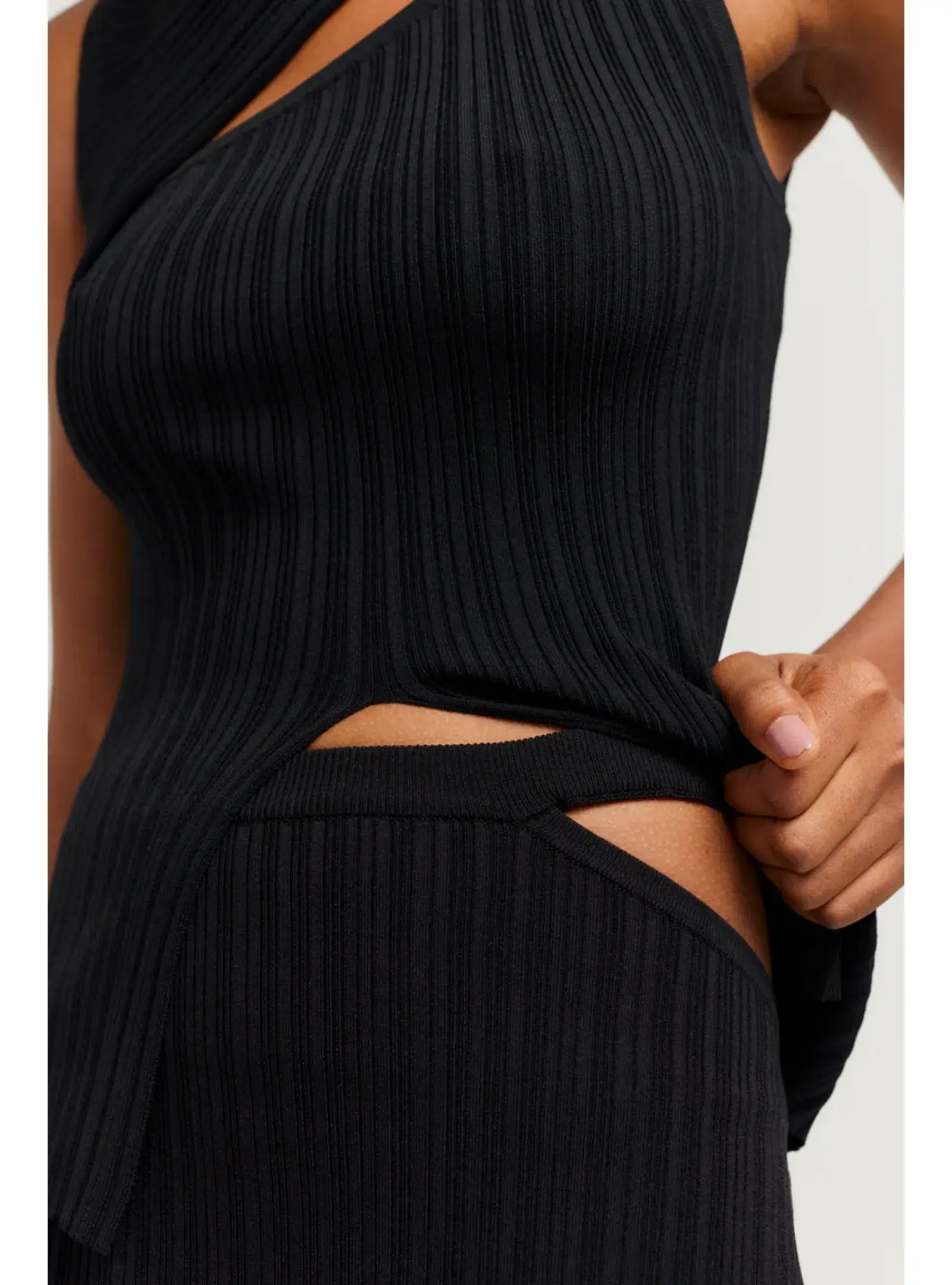 Henne Romee Knit Set in Black Size AU 8  - Image 3
