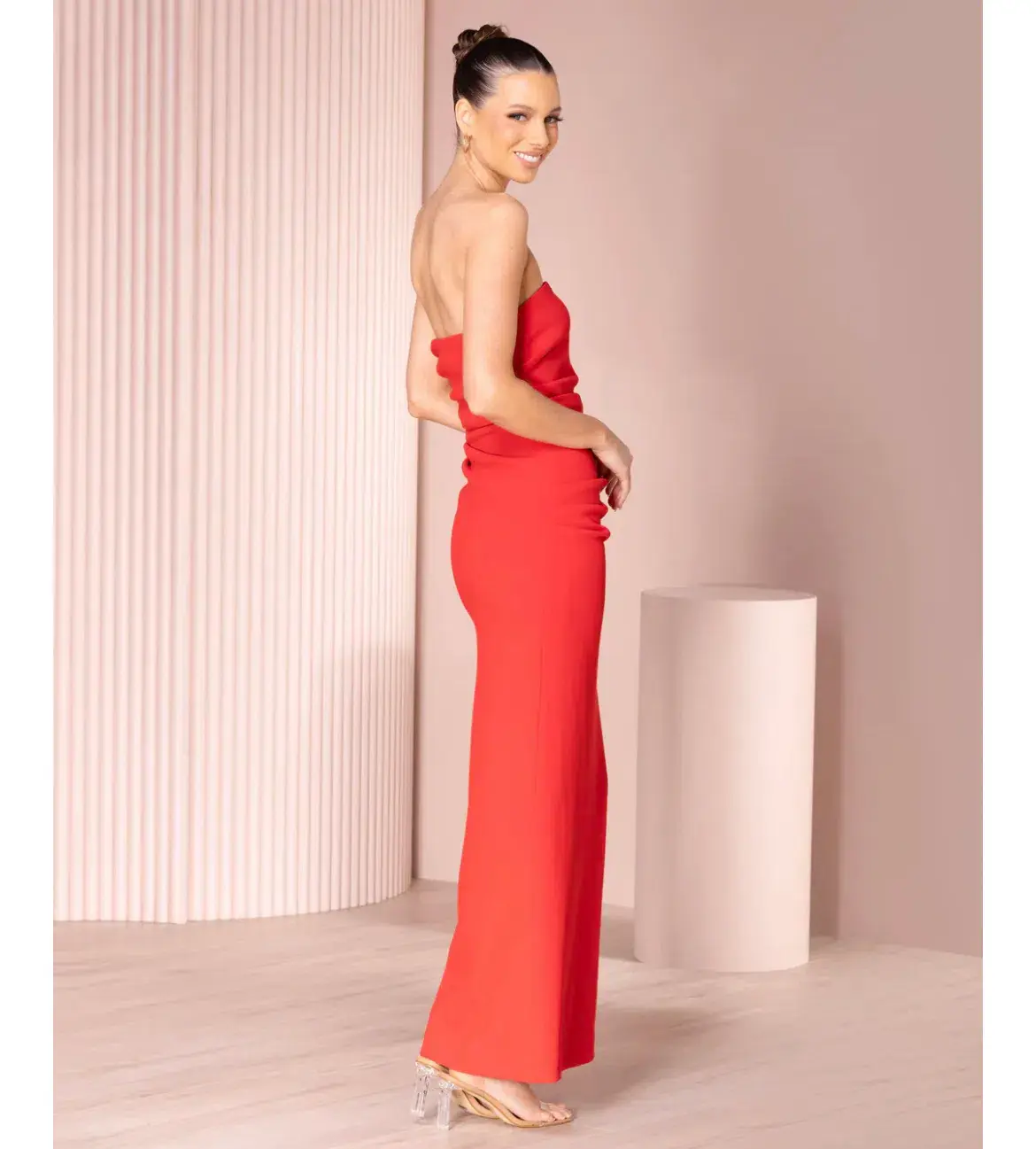 Azzurielle Torin Gown Red Size 8 - Image 3