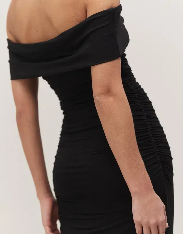 Minima Esenciales Milana Off Shoulder Ruched Dress Black Size AU 12  - Image 4