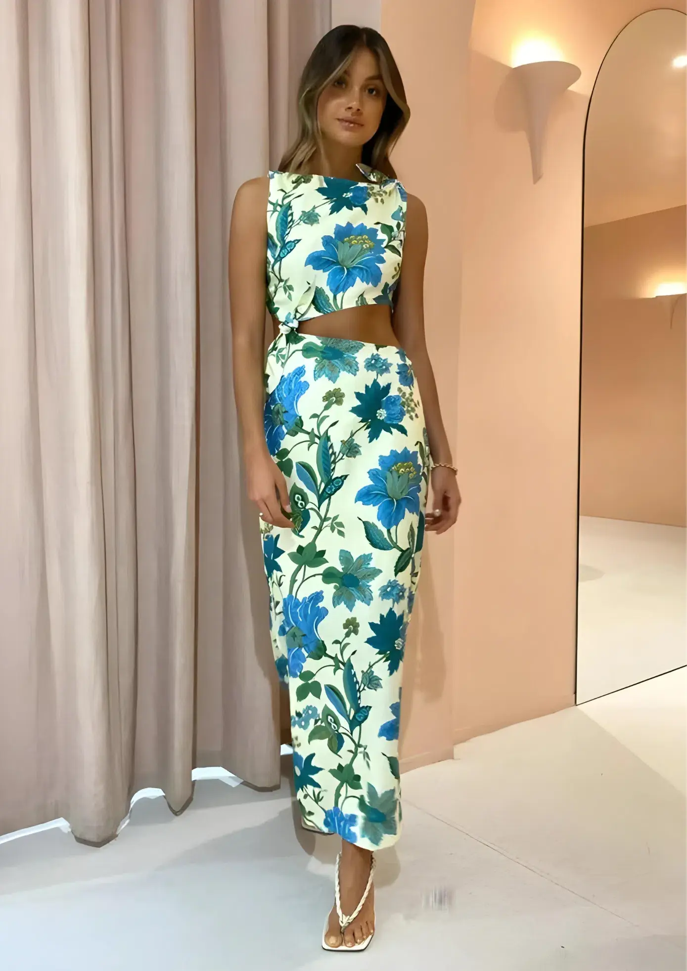 Sir the Label Alexandre Tie Midi Dress in Marguerite Floral Print Size 1 / AU 8 - Image 1