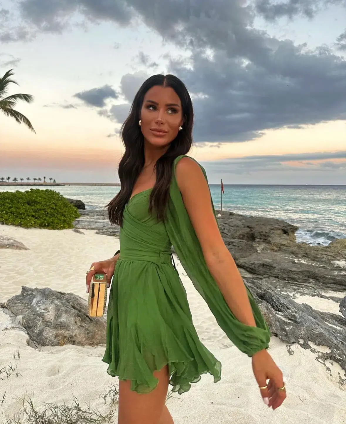 Chic Le Frique Gaia Mini Dress Pistachio Green Size XS / AU 6 - Image 3