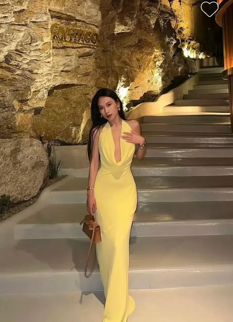 Melani the label	‘Lopez’ gown	XS/6	Yellow - Image 1
