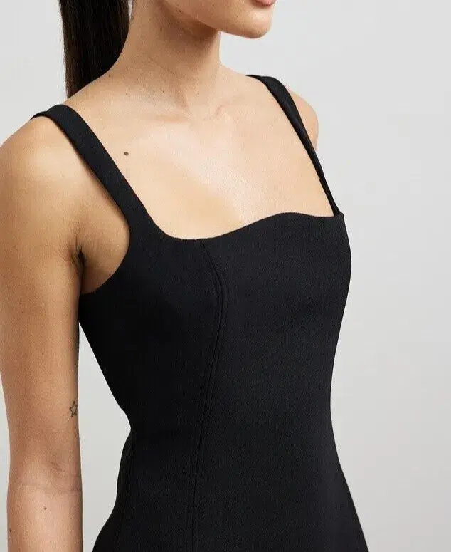 Camilla And Marc Ilona Midi Dress Black Size 12 for rent on The Volte - main image