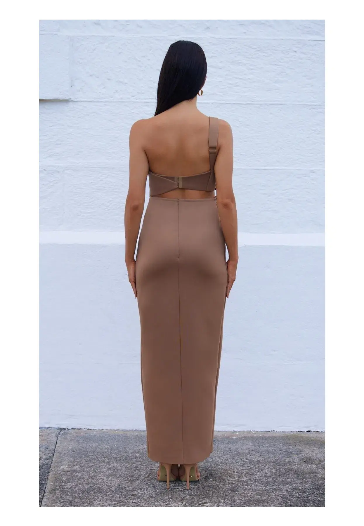 Galanni Thelio Gown Brown Size 8 - Image 2