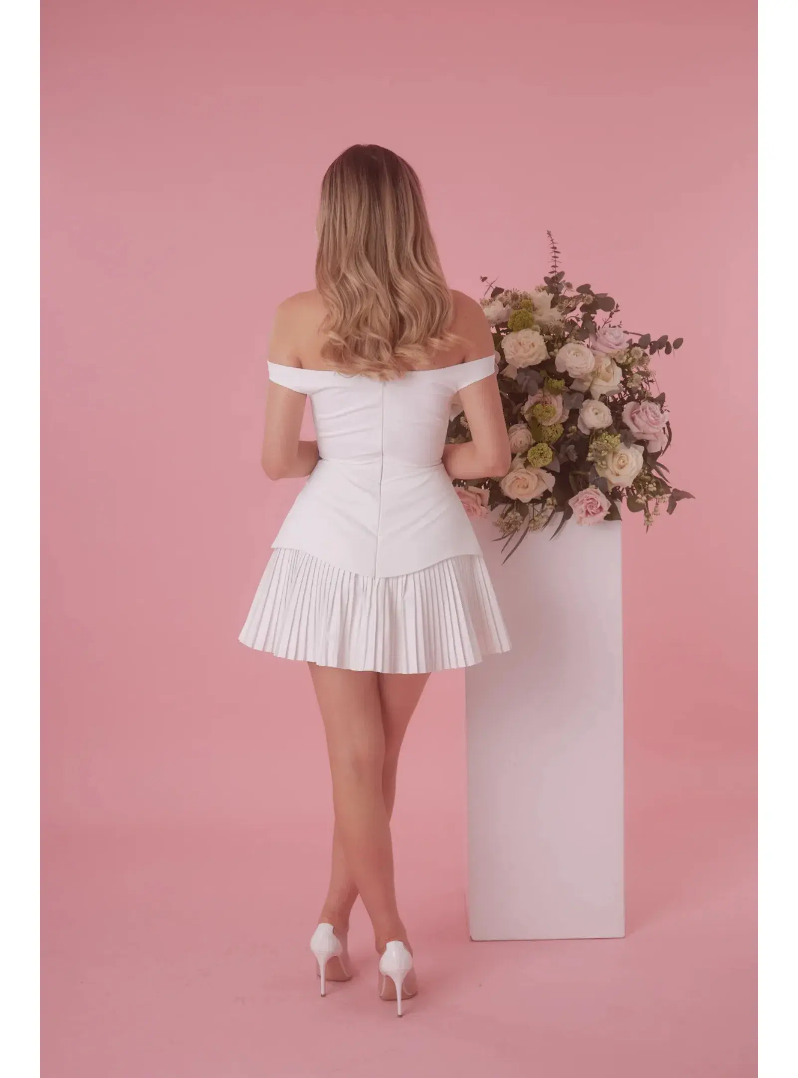 Odd Muse Exclusive Muse No. 1 White Size AU 12 - Image 3