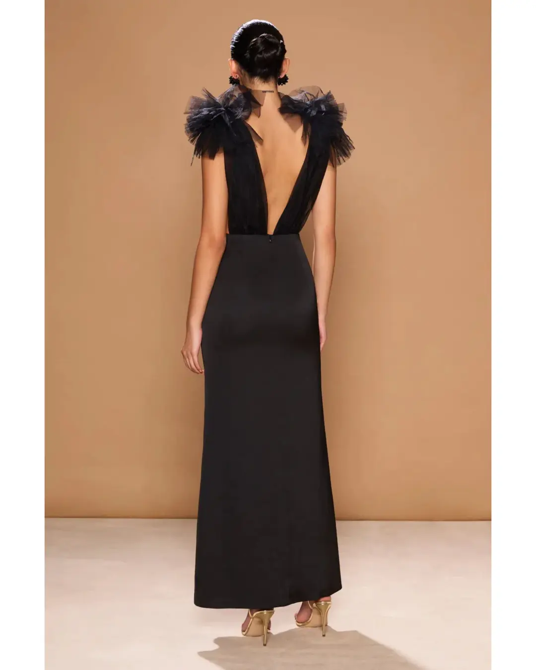 Sonya Moda Como Gown Noir Size AU 8 for rent on The Volte - main image