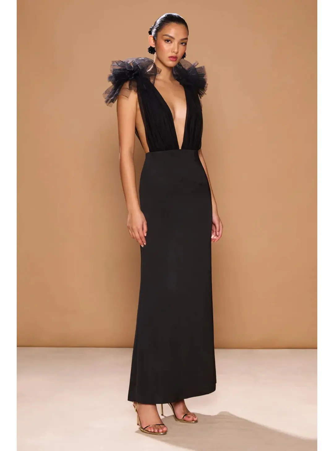 Sonya Moda Como Gown Noir Size AU 12 for rent on The Volte - main image