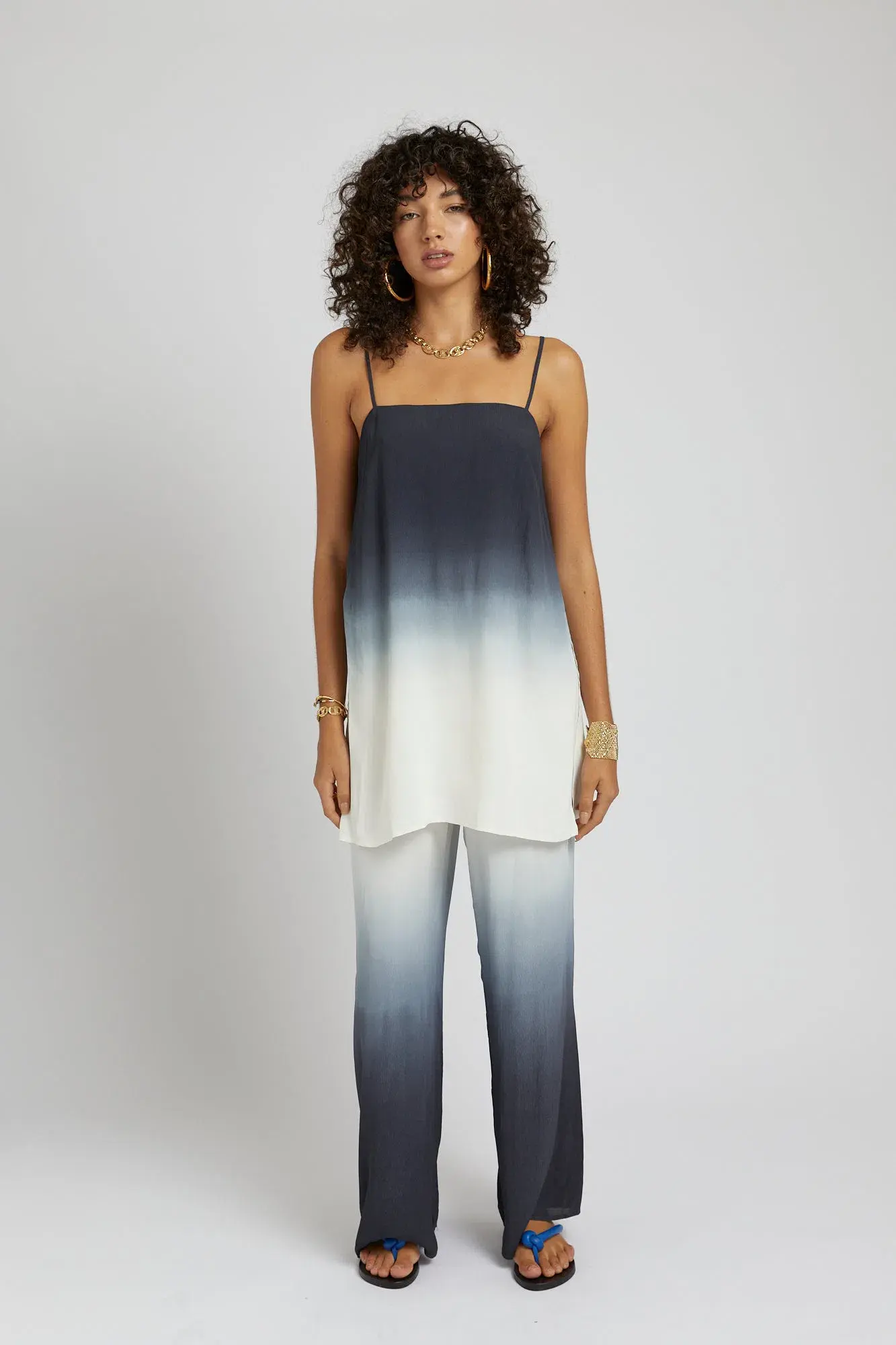 Summi Summi Tunic Top Size XS and Elastic Waist Drawstring Pants Size M Set in Charcoal Fade - Image 1