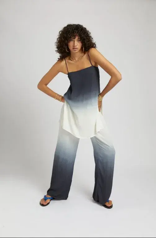 Summi Summi Tunic Top Size XS and Elastic Waist Drawstring Pants Size M Set in Charcoal Fade - Image 2