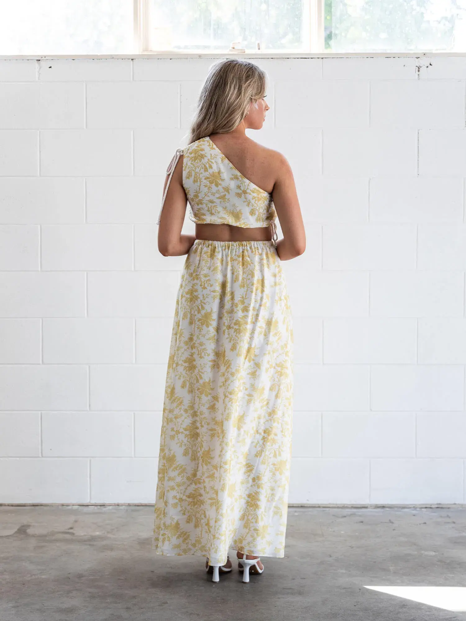 Sir the Label Clementine Set Yellow Floral Size 8 - Image 3