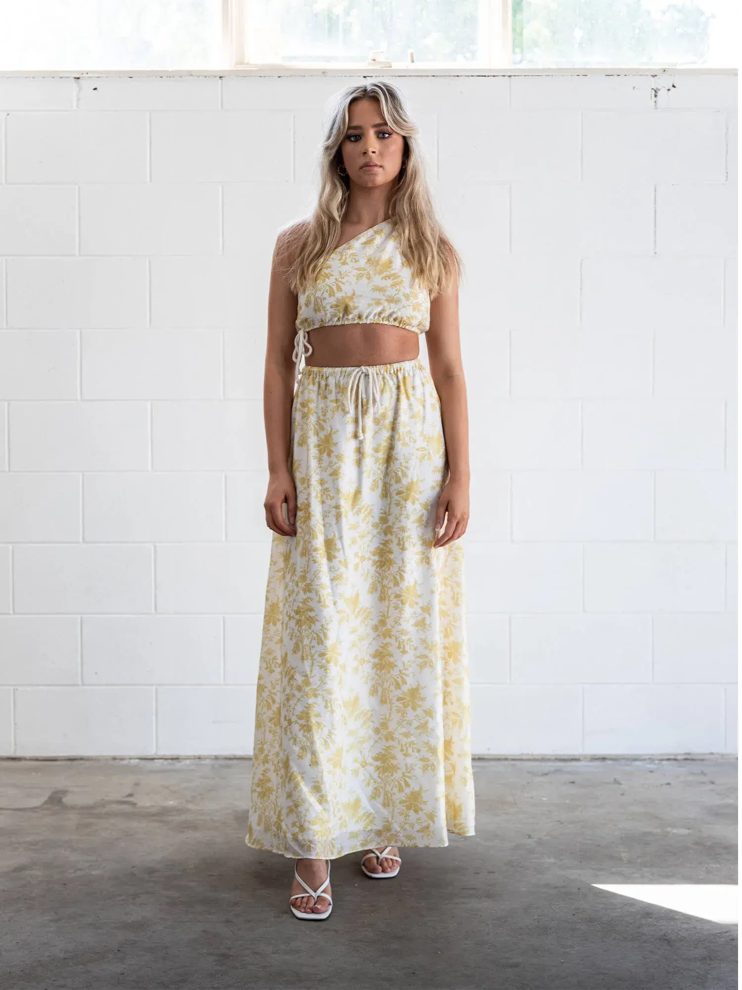Sir the Label Clementine Set Yellow Floral Size 8 - Image 1