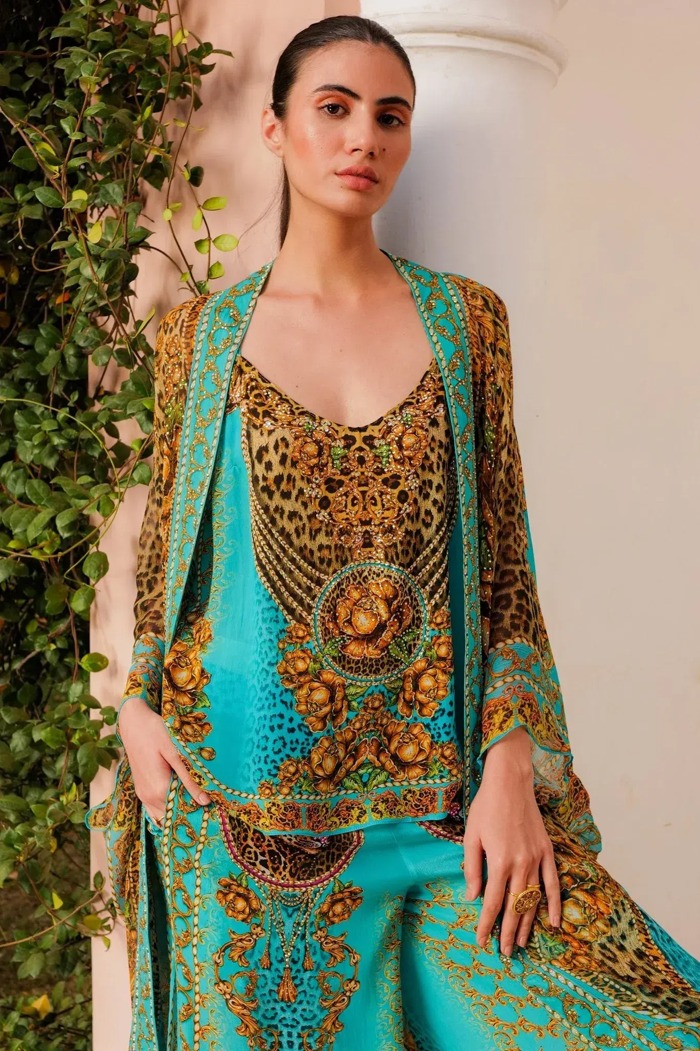 Czarina Aqua Leopardess Medium Cape Turquoise Leopard Print One Size - Image 2