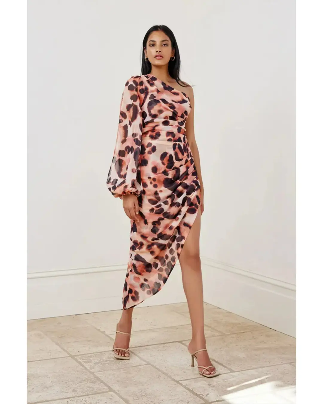 Lexi Oscar Dress Print Size AU 6 for rent on The Volte - main image