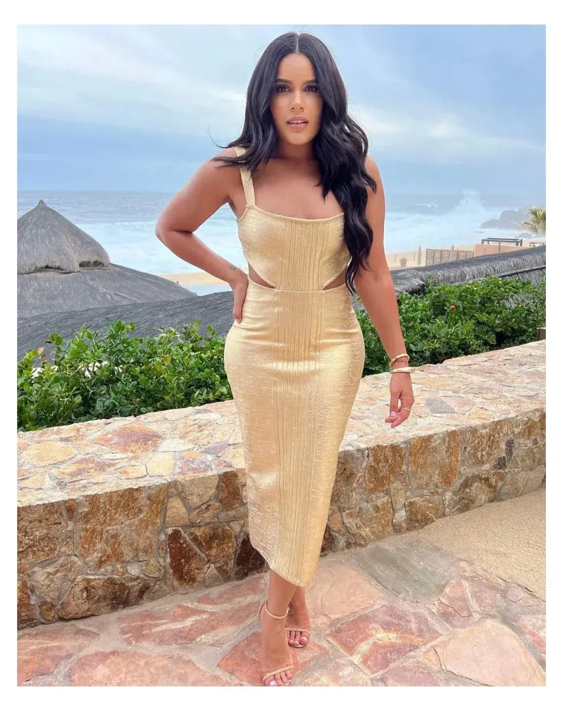 Alamour Label Chantall Midi Dress Gold Size XS/ AU 6 - Image 1