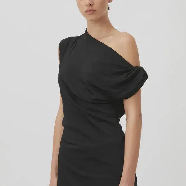 Camilla & Marc The Annalise Top Black Size 8 for rent on The Volte - main image
