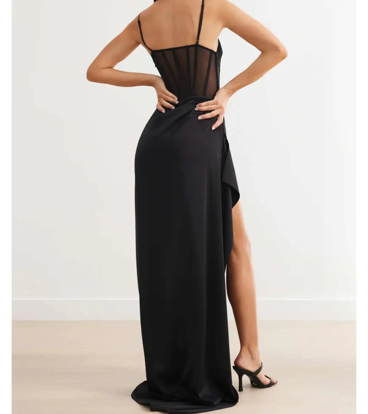 Lexi Estelle Dress Black Size 6 - Image 2