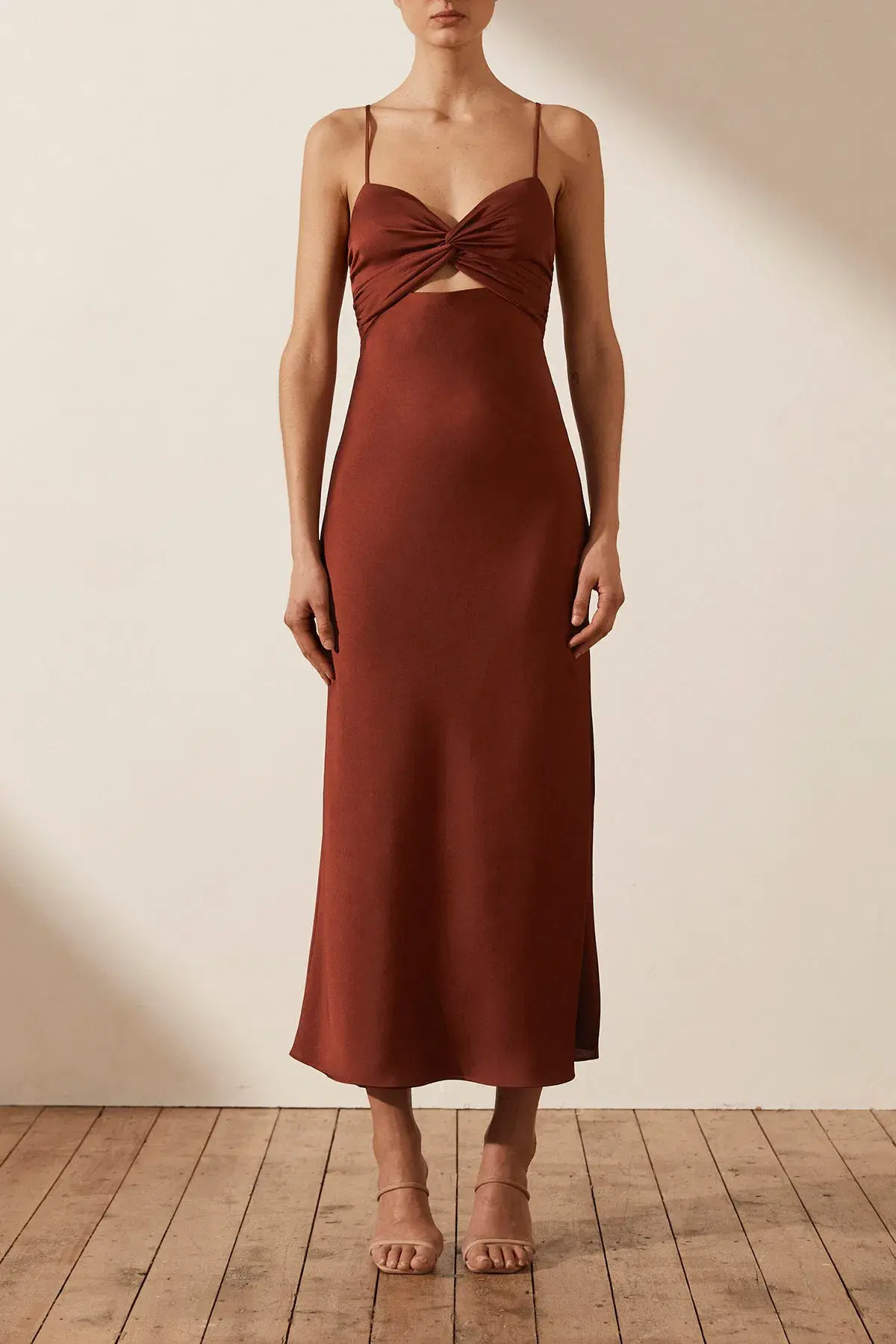 Shona Joy Luxe Twist Front Sleeveless Midi Dress Sangria Size 12 - Image 1