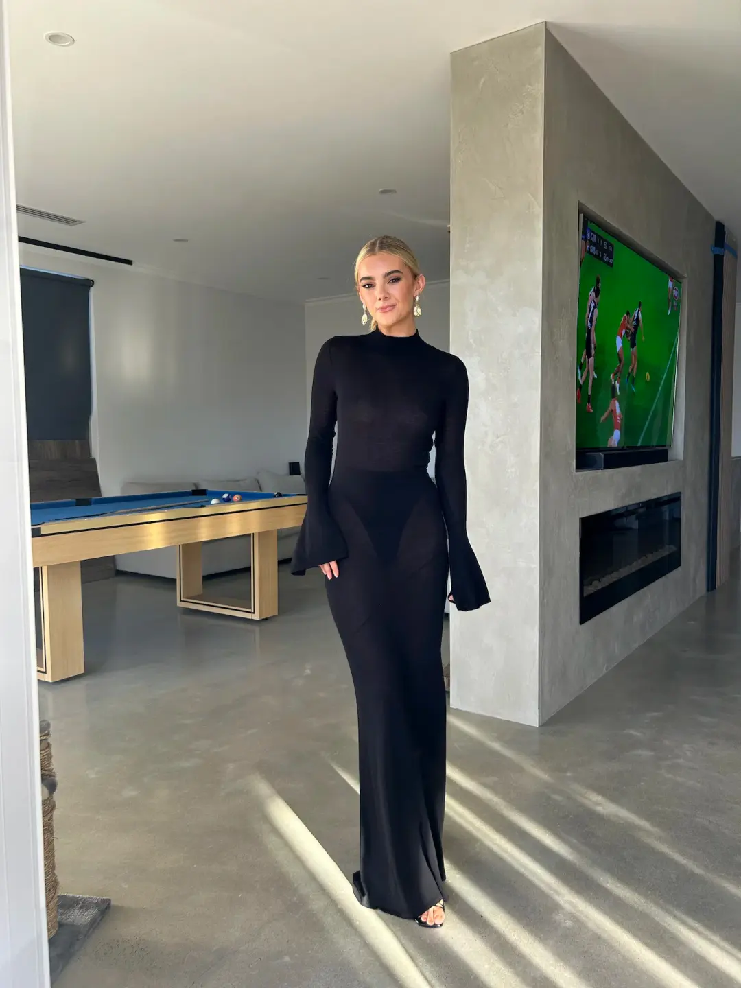 House Of Cb Sancha Black Knit Maxi Dress Black Size 6  for rent on The Volte - main image