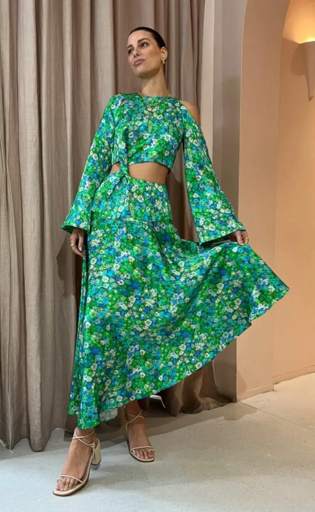 Alemais Cassandra Cut Out Midi Dress Turquoise Floral Size 6 - Image 2