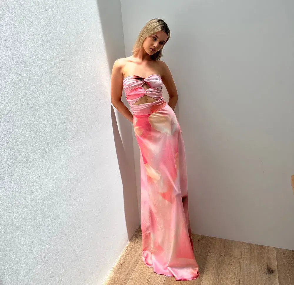 HNTR Inka Gown Lillie Floral Size S/ AU 8 for rent on The Volte - main image