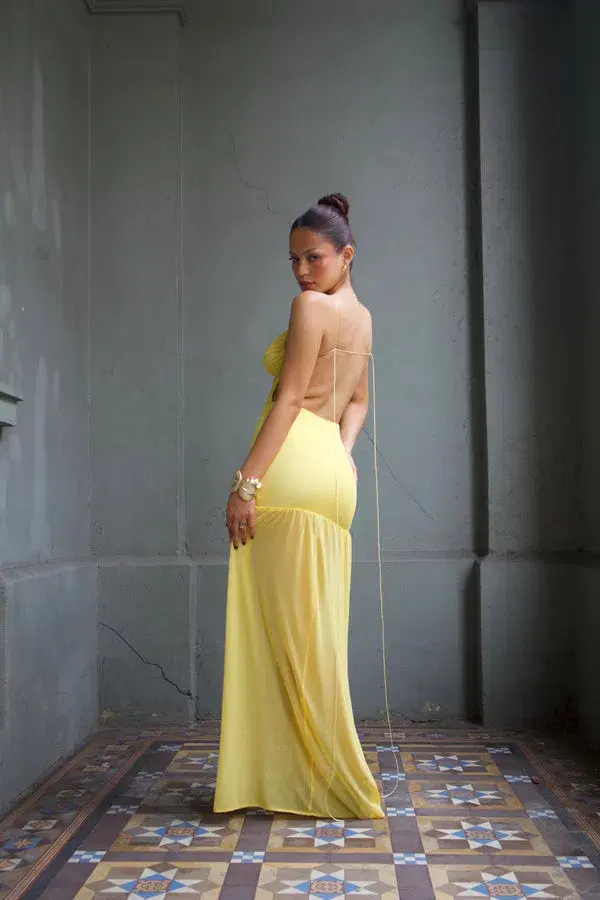 Deconduarte Belle Maxi Dress Yellow Size 6 for rent on The Volte - main image