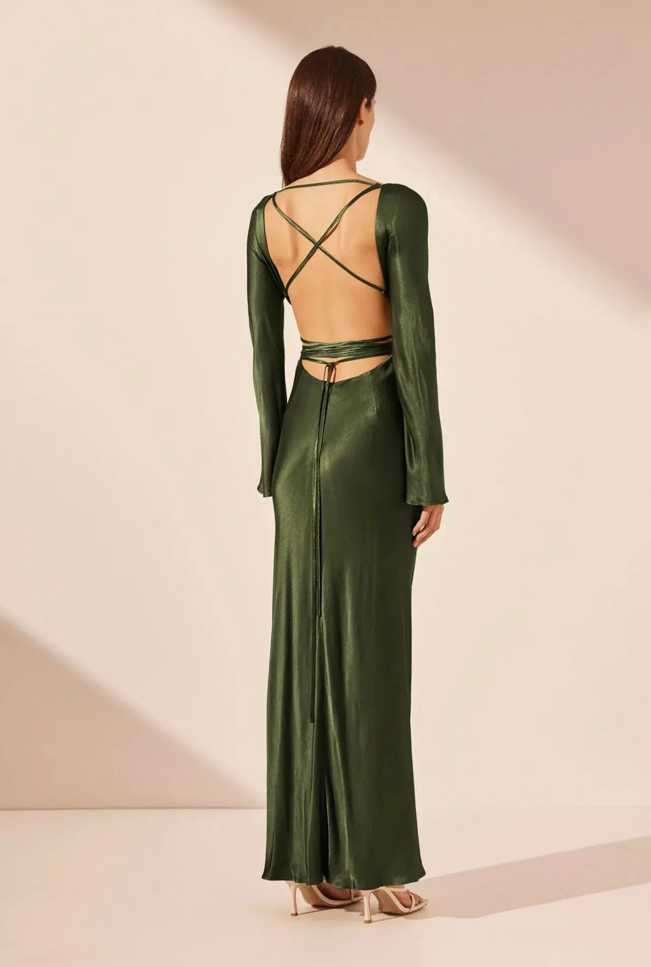 Shona Joy Elia Long Sleeve Open Back Tie Maxi Dress in Fern Size 12 - Image 4