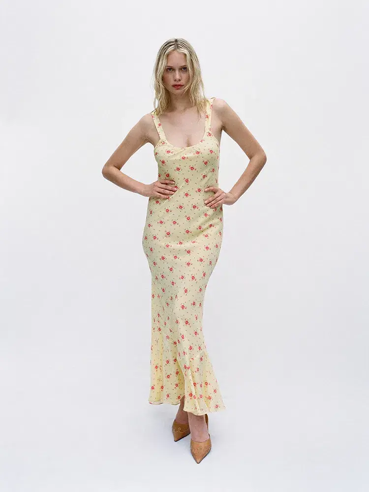 Realisation Par Allegra Maxi Dress Verona Floral Print Size XS / AU 6 for rent on The Volte - main image