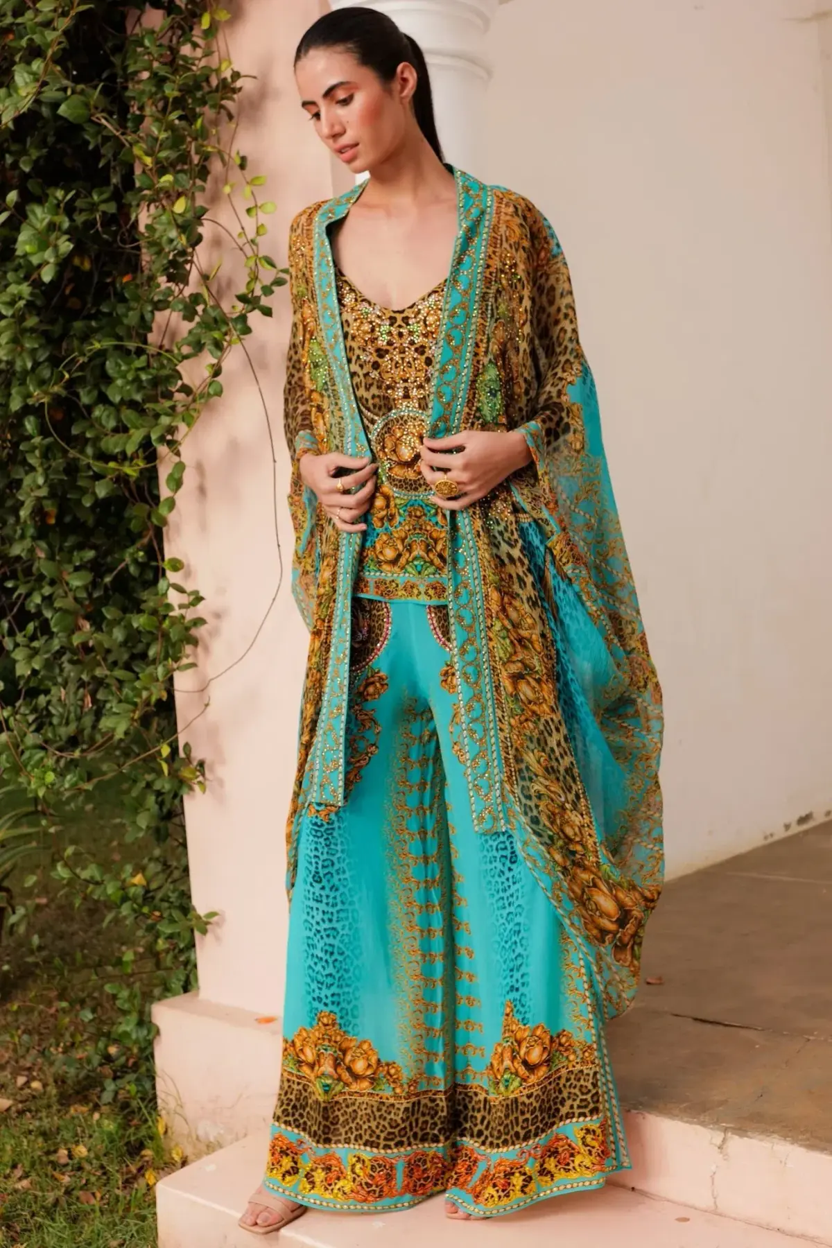 Czarina Aqua Leopardess Cape Blue One Size - Image 2