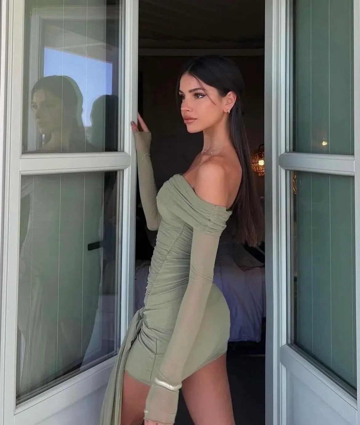 Benni Yasmin Off Shoulder Mini Dress Green Size 8 - Image 3