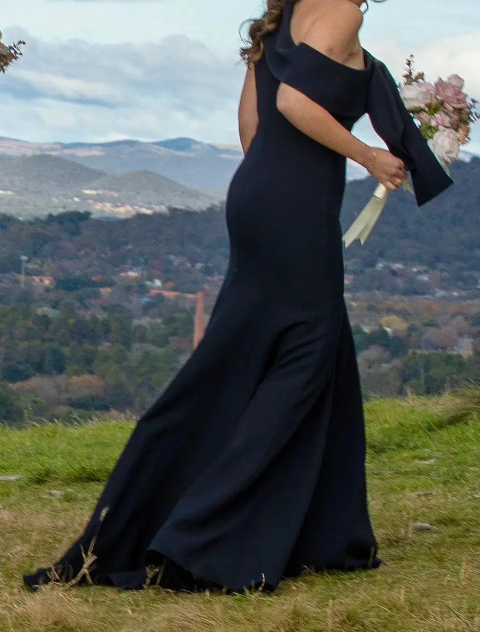 Carla Zampatti Crepe Fascia Asymmetrical Floor Length Gown Navy Size 8 - Image 3