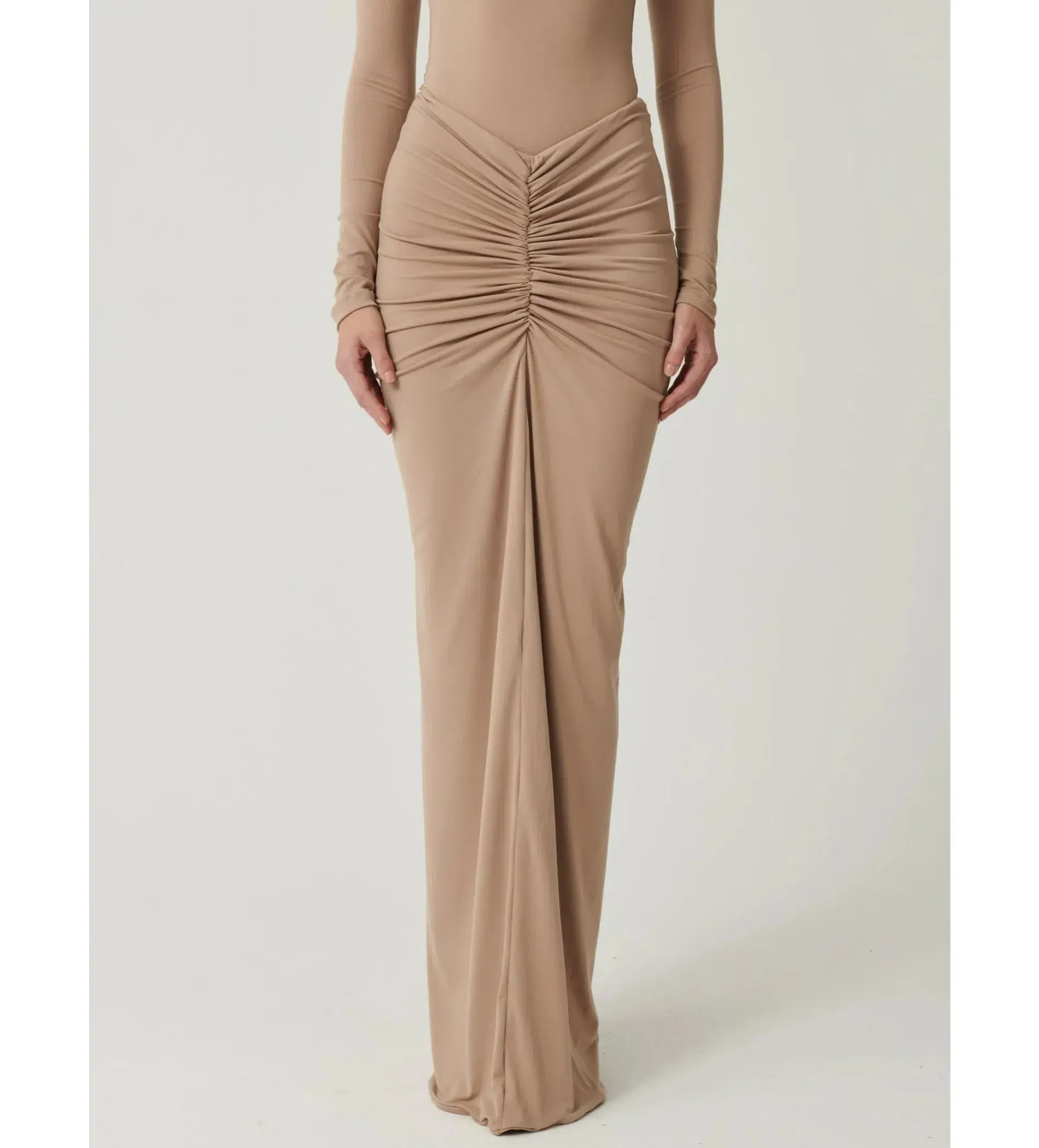 Effie Kats Tia Bodysuit and Kayson Maxi Skirt Size 6/XS - Image 4