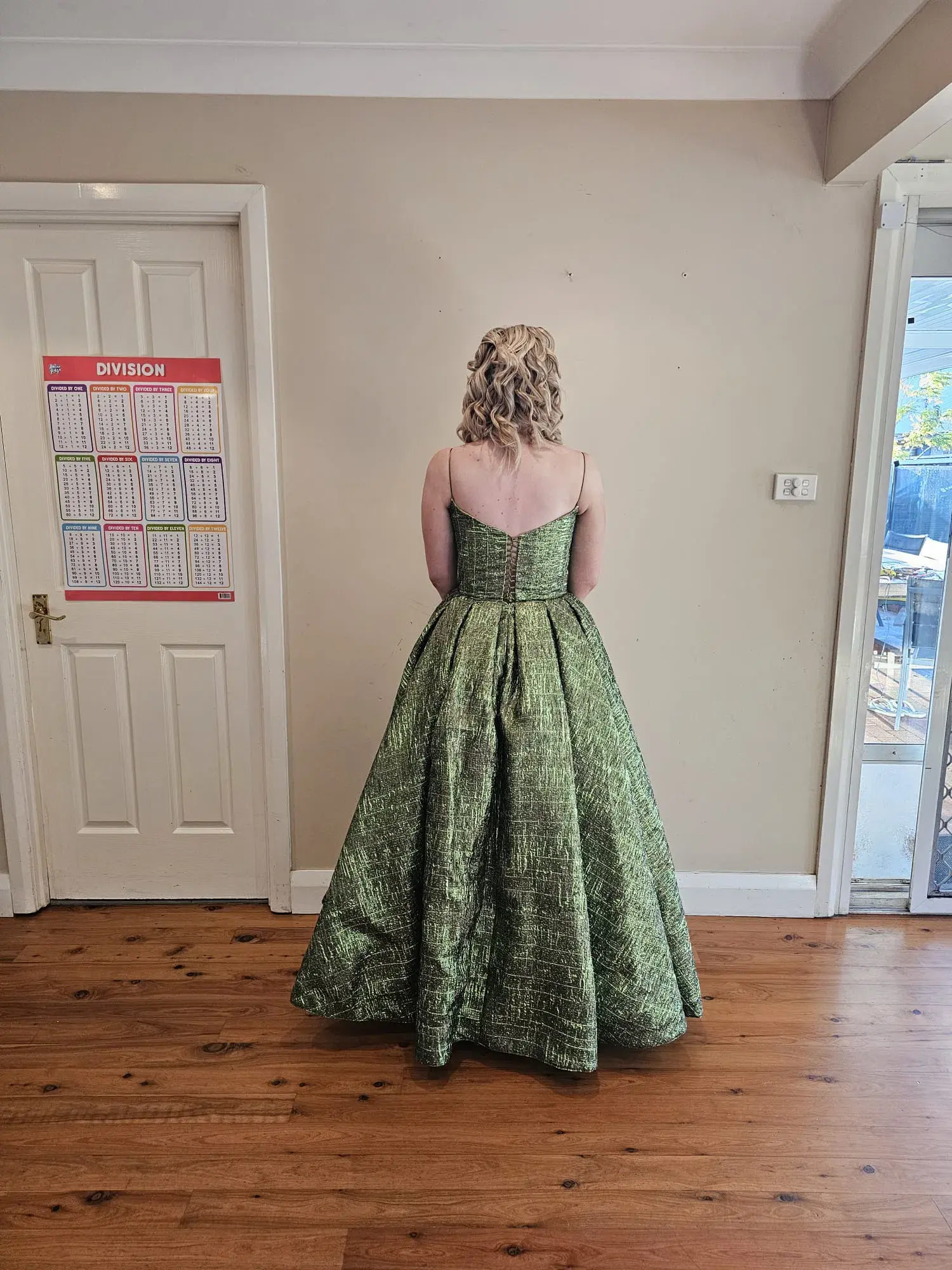 Lia Stubbla Lizard Ball Gown Green Size 12 - Image 5