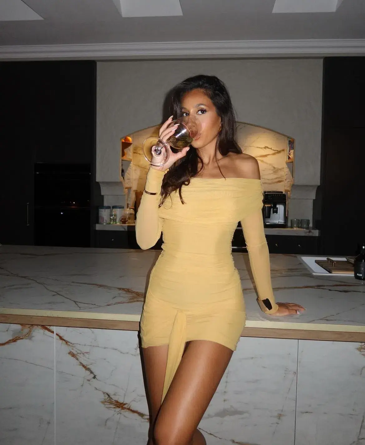 Benni Yasmin Off Shoulder Mini Dress Mustard Size 8 - Image 4